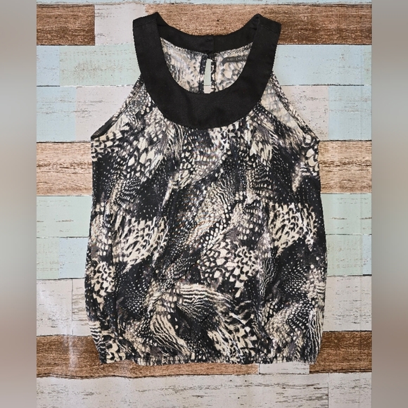 Suzy Shier Black and White Tank Top - Picture 1 of 5